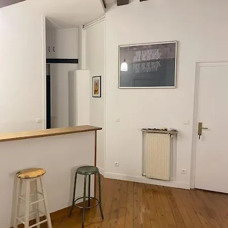 Beau 2 Pieces Louvre Coeur 아파트 파리